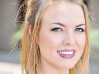 Cosima Dressed For Spreads