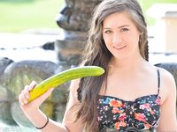 Shannon Summer Teen Look