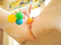 Elyse goes straight to extreme