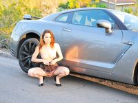 Lola in roadside attraction