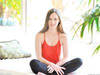 Natalie in flex stretch