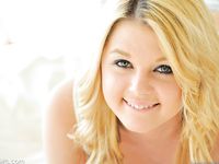 Chloe opens her pussy hole wide