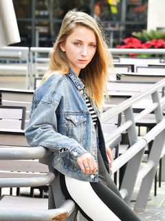 Her Privates Up Close