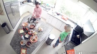Stepsis Fucked In Kitchen On Thanksgiving